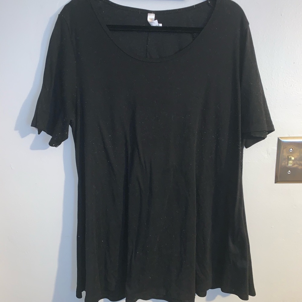 LuLaRoe perfect tee